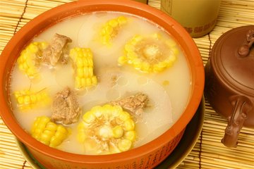 如果心臟不好,飯前最好不要喝湯